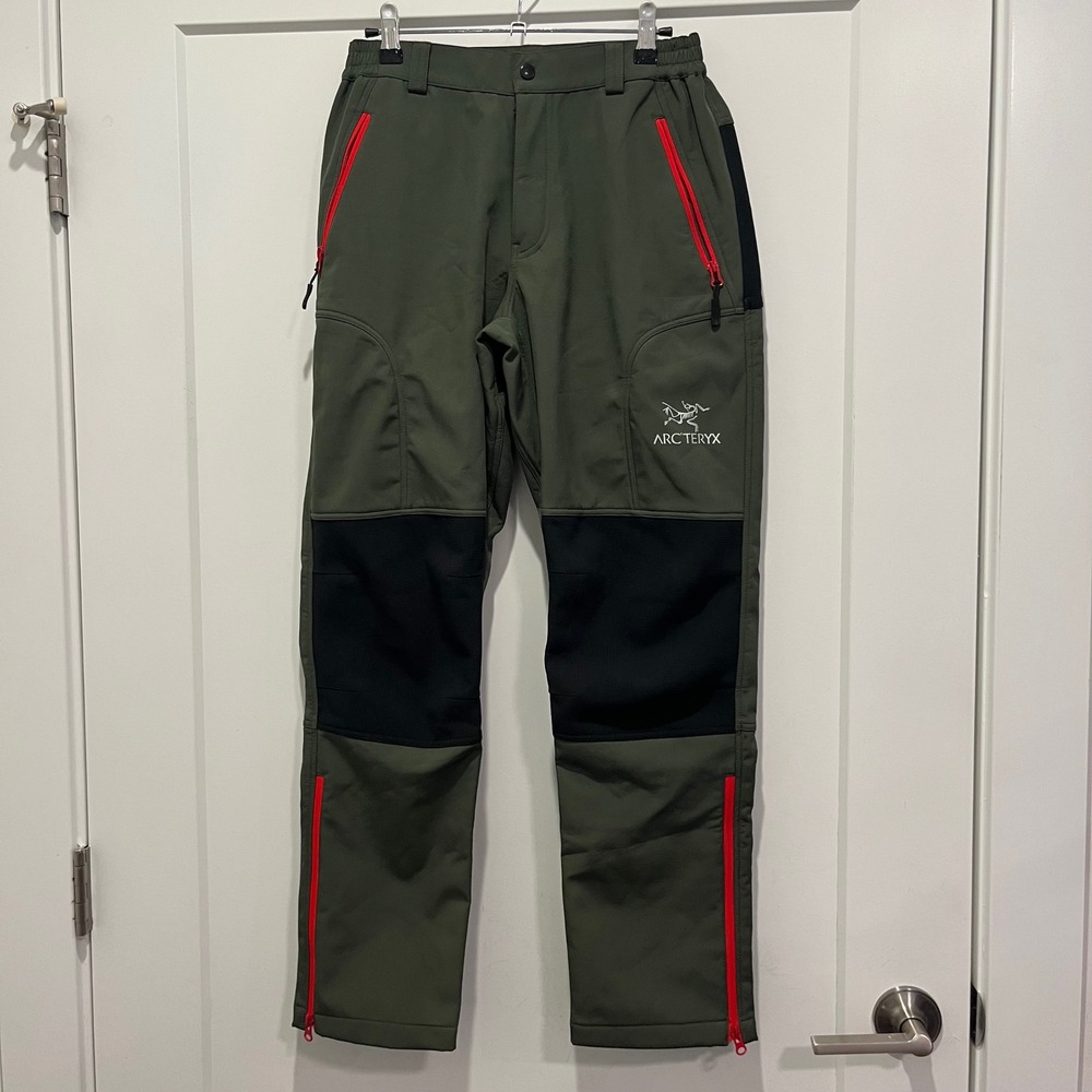 Arcteryx Mens Softshell Hiking Pants Green Black Red Size S Fleece Lined Outdoor